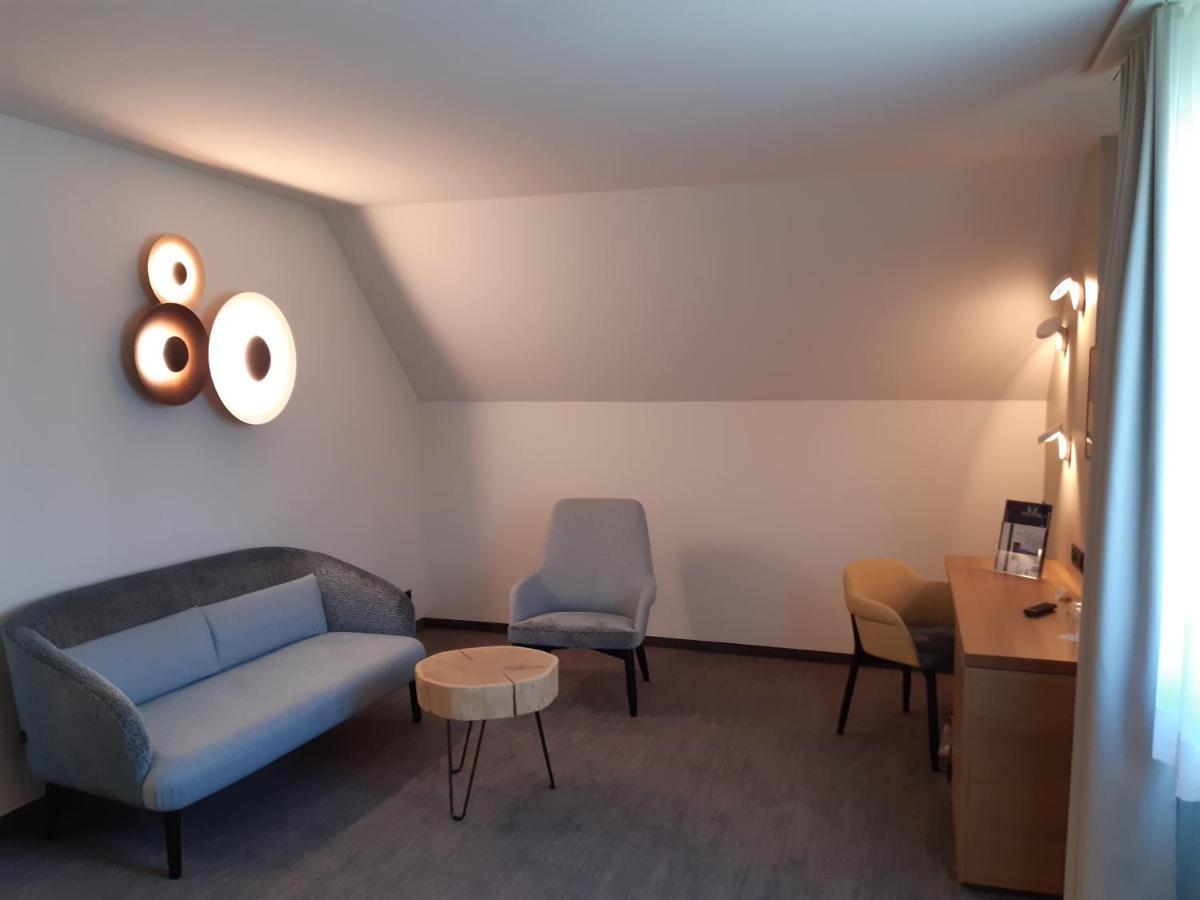 Hotel Urs und Viktor Bettlach Exteriör bild