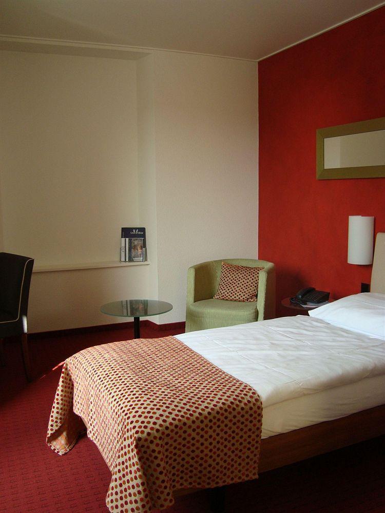 Hotel Urs und Viktor Bettlach Rum bild