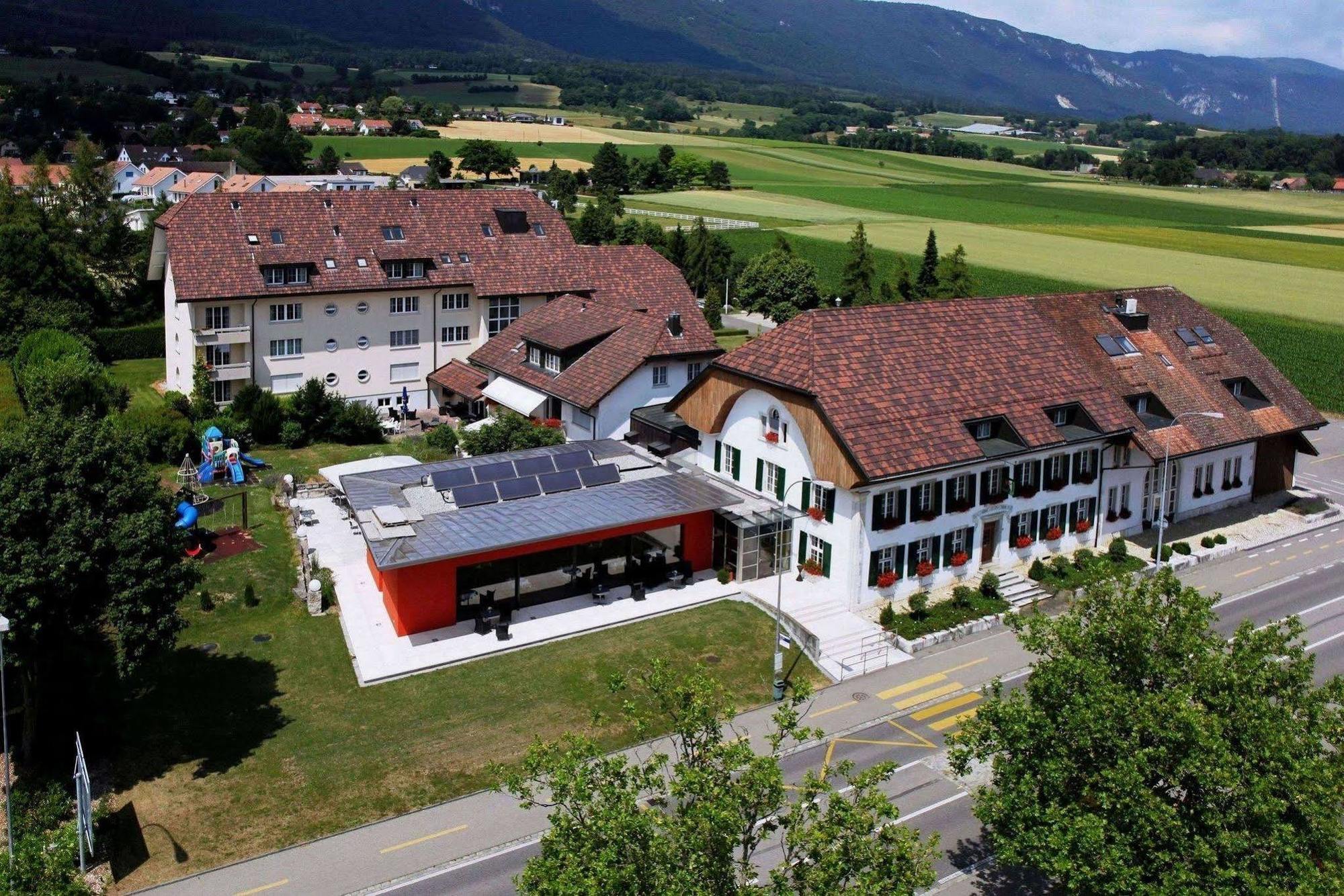 Hotel Urs und Viktor Bettlach Exteriör bild